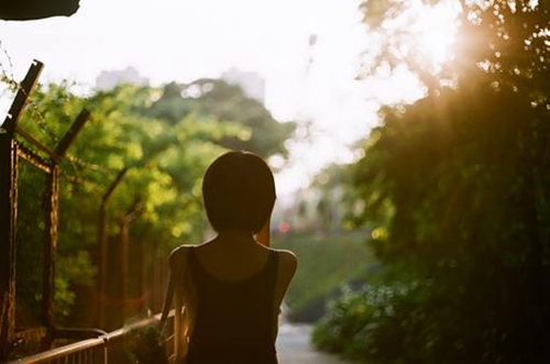 我聽(tīng)過(guò)的情話(huà)比你多句子